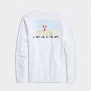Vineyard Vines White Long Sleeve Santa off duty tee